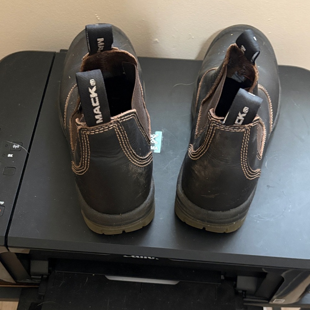 Mack Boost Claret Men's Work Boots Size 5/6 HUB SLIP-ON SAFETY BOOTS